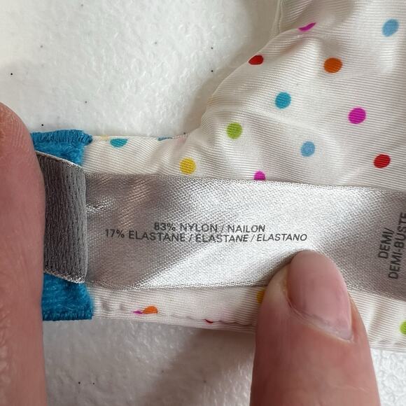 Victoria’s Secret 36D Demi Bra Push-Up Lined T-Shirt Coverage Underwire Dots - Picture 11 of 14